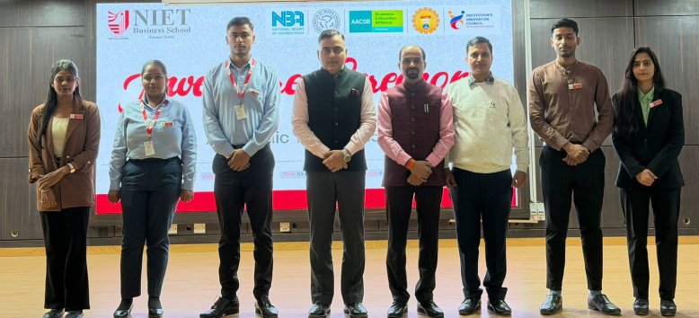 Vistaar International Business Club