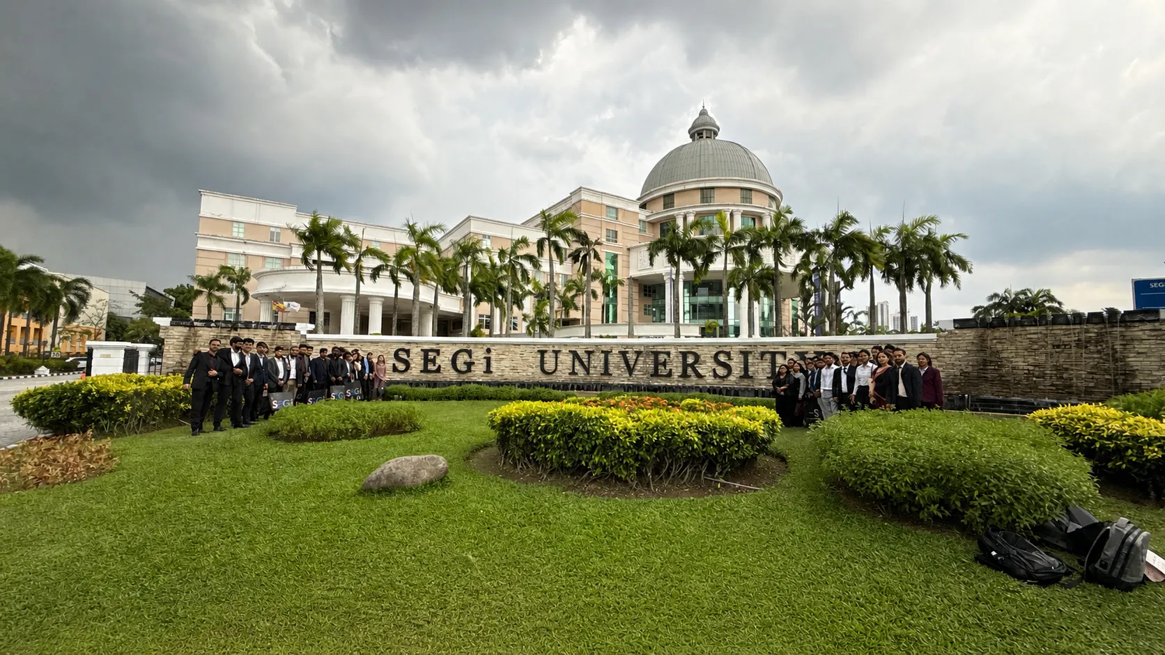 SEGi University 1
