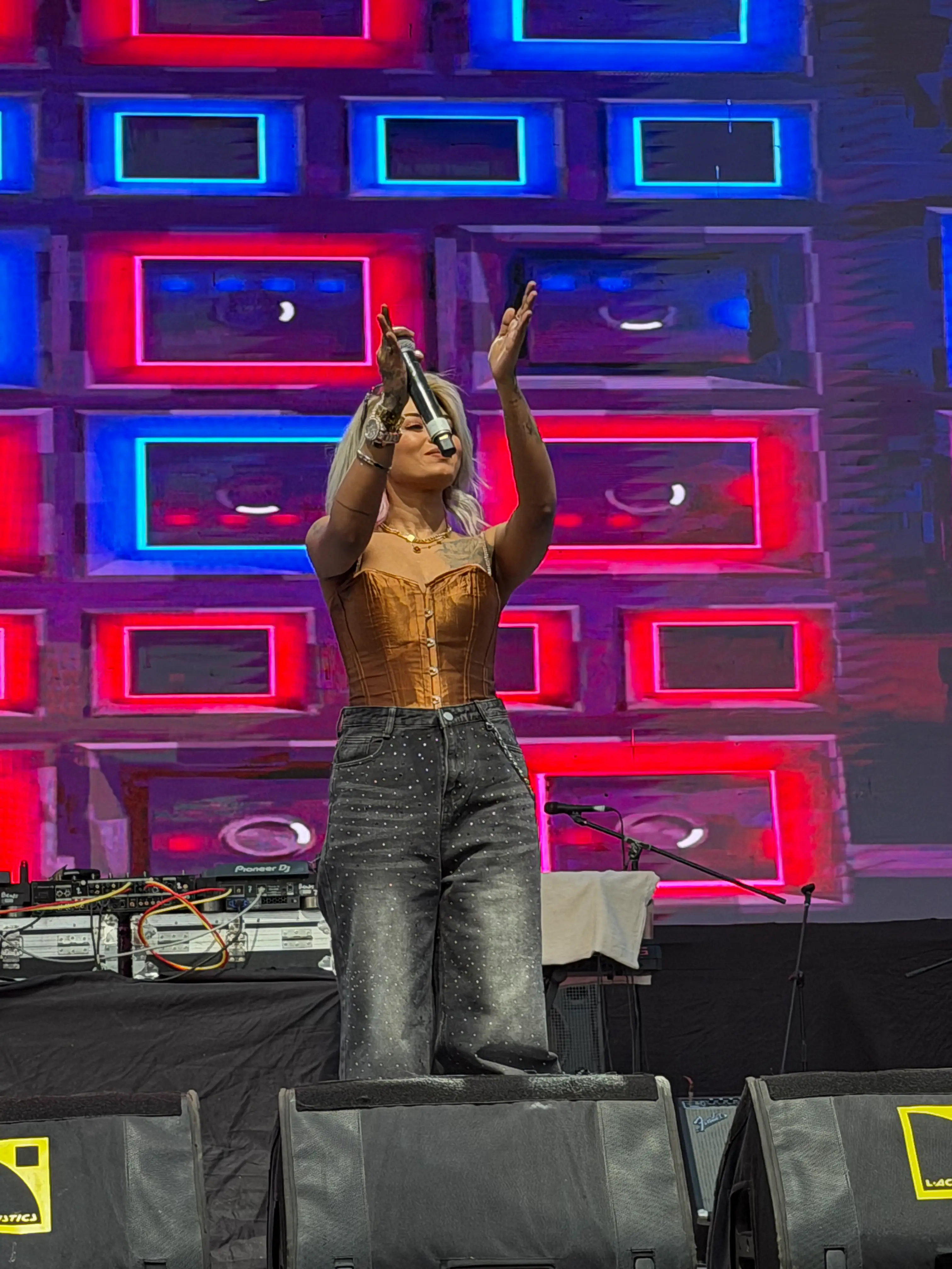 Live Performance Moment